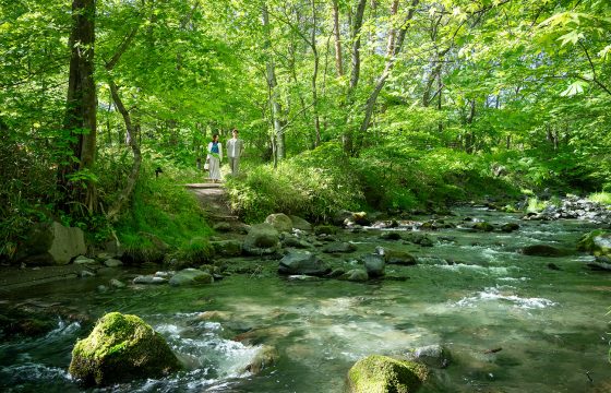 一邊散步，一邊感受輕井澤的自然風光。 以下是一些推薦的地點。